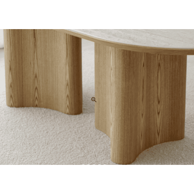 Mesa com ceramica